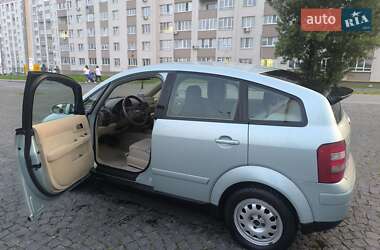 Хэтчбек Audi A2 2001 в 