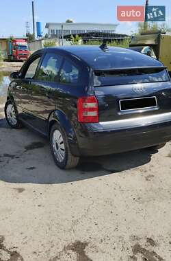 Хэтчбек Audi A2 2001 в 
