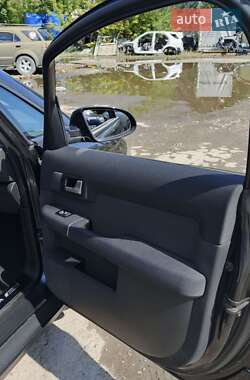 Хэтчбек Audi A2 2001 в 