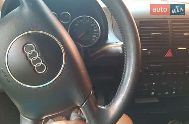 Хетчбек Audi A2 2002 в 
