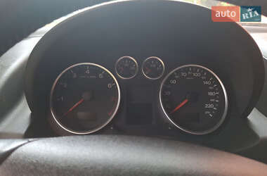 Хетчбек Audi A2 2002 в 
