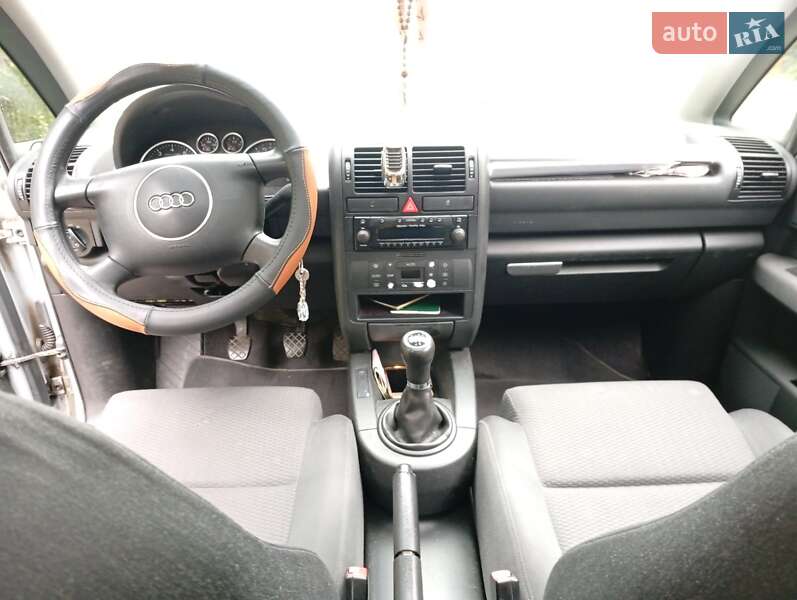 Хэтчбек Audi A2 2002 в Виноградове