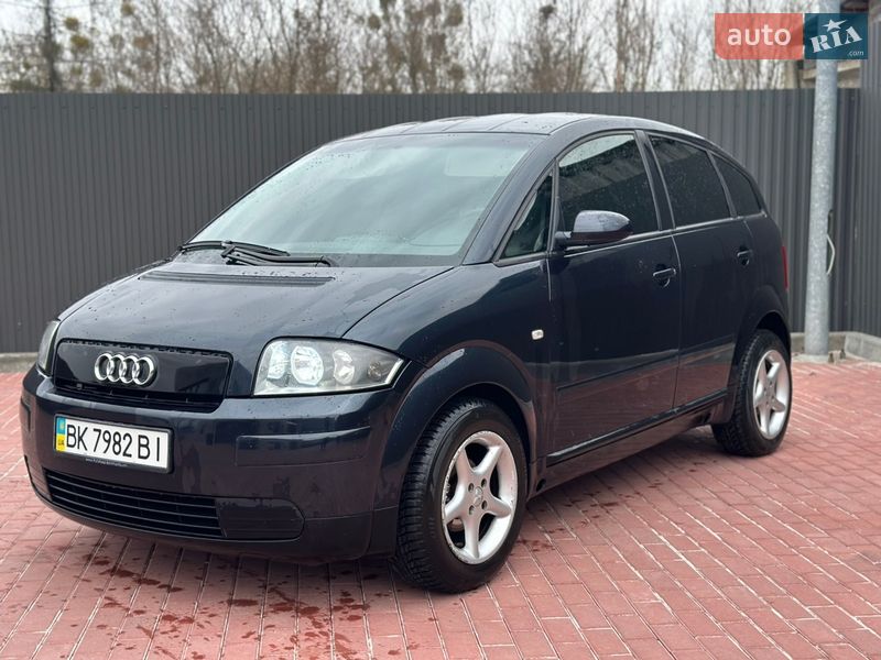 Хетчбек Audi A2 2002 в Сарнах