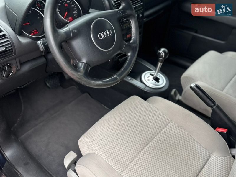 Хетчбек Audi A2 2002 в Сарнах