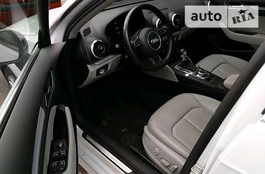 Хетчбек Audi A3 Sportback 2015 в Києві