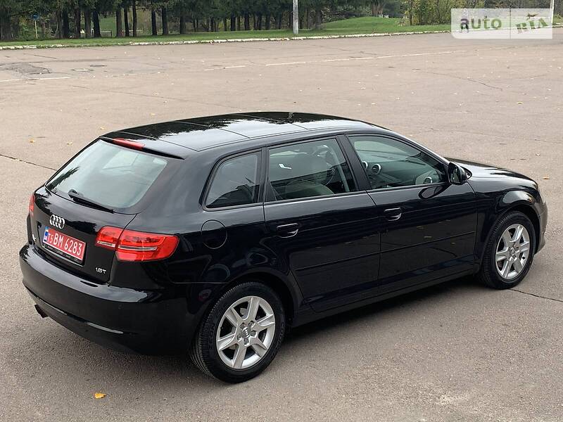 Хэтчбек Audi A3 Sportback 2009 в Ровно