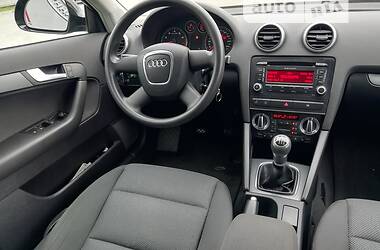 Хэтчбек Audi A3 Sportback 2010 в Хмельницком