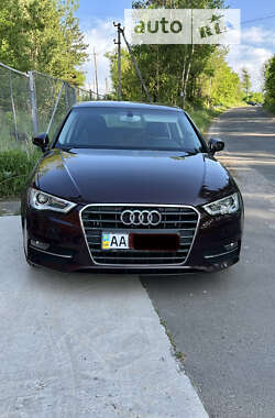 Хэтчбек Audi A3 Sportback 2013 в Киеве