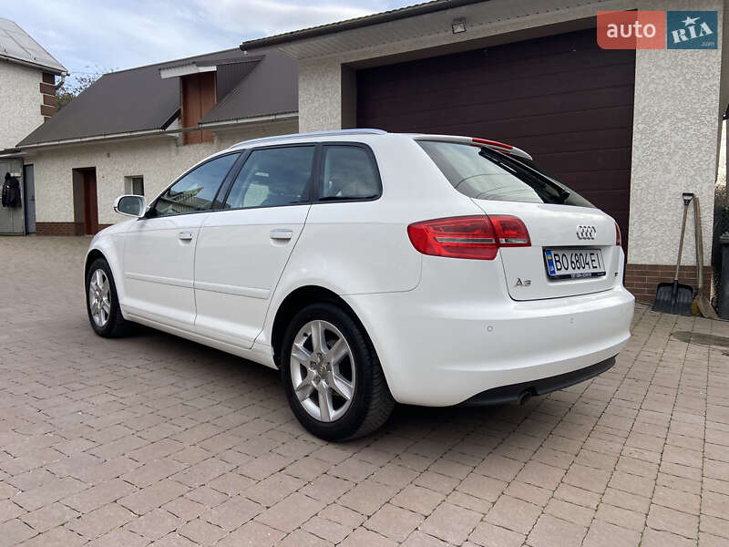 Хетчбек Audi A3 Sportback 2012 в Бучачі