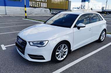 Хэтчбек Audi A3 Sportback 2013 в Киеве