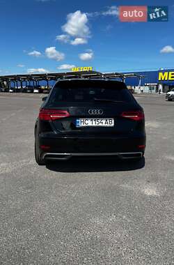 Хэтчбек Audi A3 Sportback 2018 в 