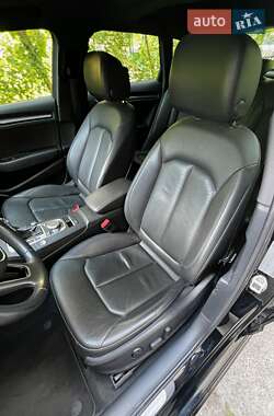 Хэтчбек Audi A3 Sportback 2018 в 