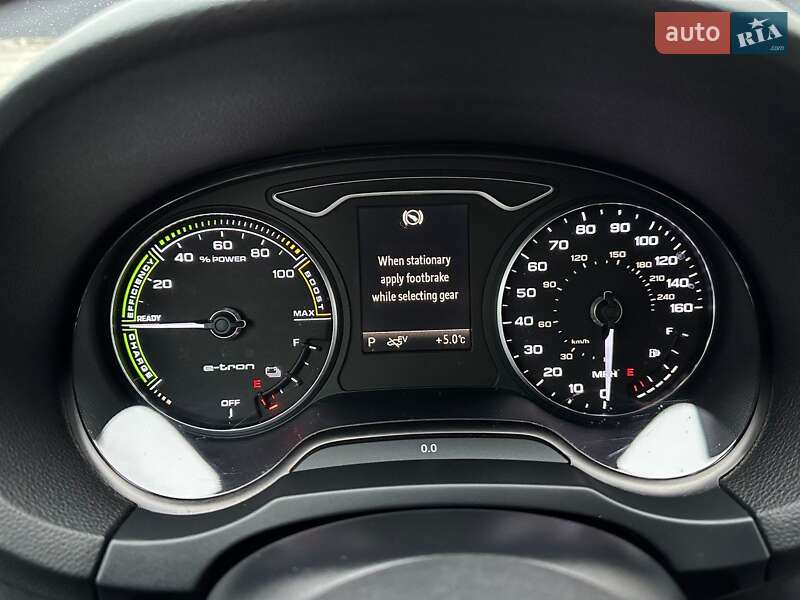 Хэтчбек Audi A3 Sportback 2016 в Львове фото 29 Хэтчбек Audi A3 Sportback 2016 в Львове