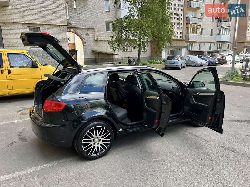 Хэтчбек Audi A3 Sportback 2008 в Луцке