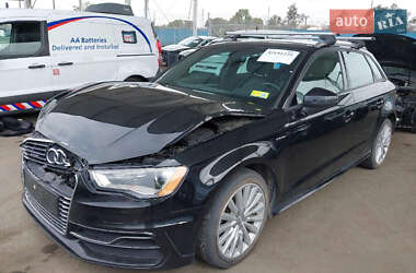 Хэтчбек Audi A3 Sportback 2015 в 