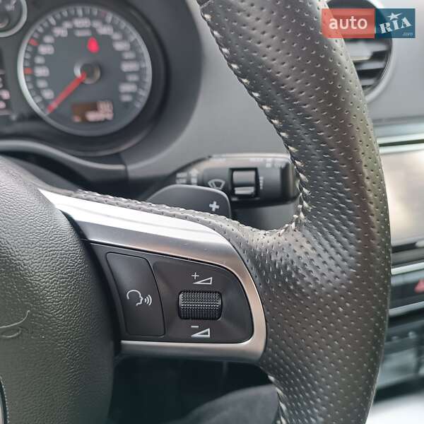 Хэтчбек Audi A3 Sportback 2012 в Киеве