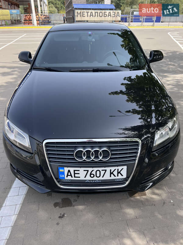 Хэтчбек Audi A3 Sportback 2010 в Кривом Роге