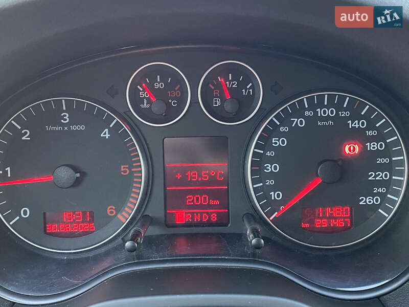 Хэтчбек Audi A3 Sportback 2004 в Вишневом