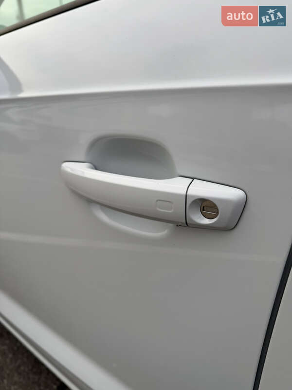 Хэтчбек Audi A3 Sportback 2016 в Киеве