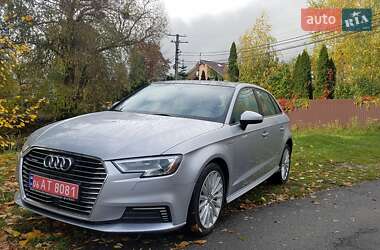 Хетчбек Audi A3 Sportback 2017 в Києві