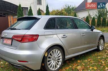 Хетчбек Audi A3 Sportback 2017 в  фото 6 Хетчбек Audi A3 Sportback 2017 в