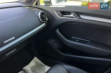 Хетчбек Audi A3 Sportback 2016 в  фото 17 Хетчбек Audi A3 Sportback 2016 в