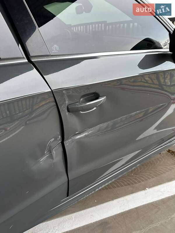 Хэтчбек Audi A3 Sportback 2018 в Харькове