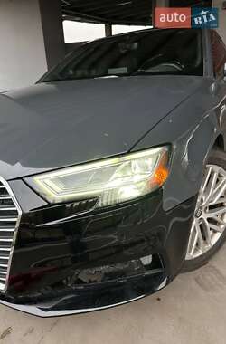 Хэтчбек Audi A3 Sportback 2018 в Харькове