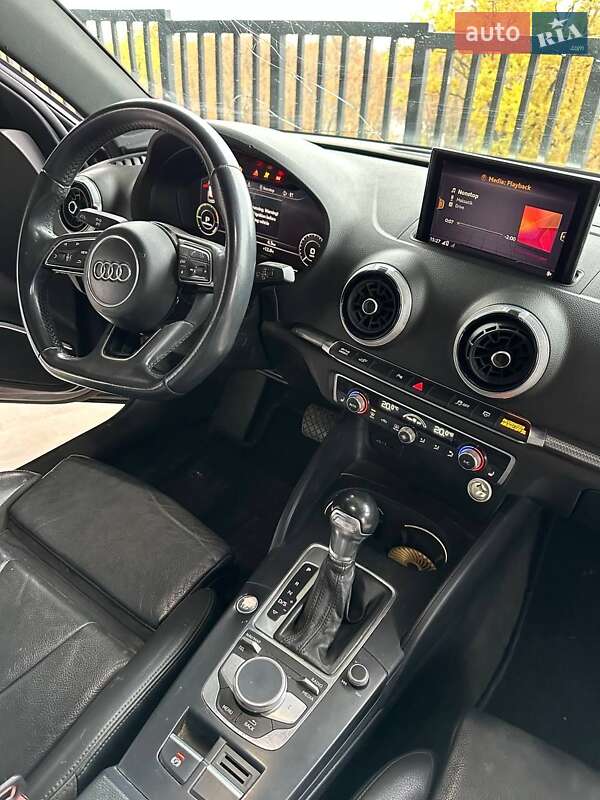 Хэтчбек Audi A3 Sportback 2018 в Харькове