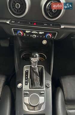 Хэтчбек Audi A3 Sportback 2018 в Харькове