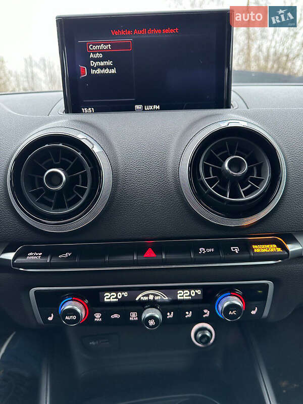 Хэтчбек Audi A3 Sportback 2016 в Львове фото 3 Хэтчбек Audi A3 Sportback 2016 в Львове