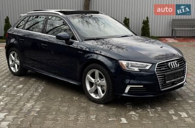 Хэтчбек Audi A3 Sportback 2016 в Ровно