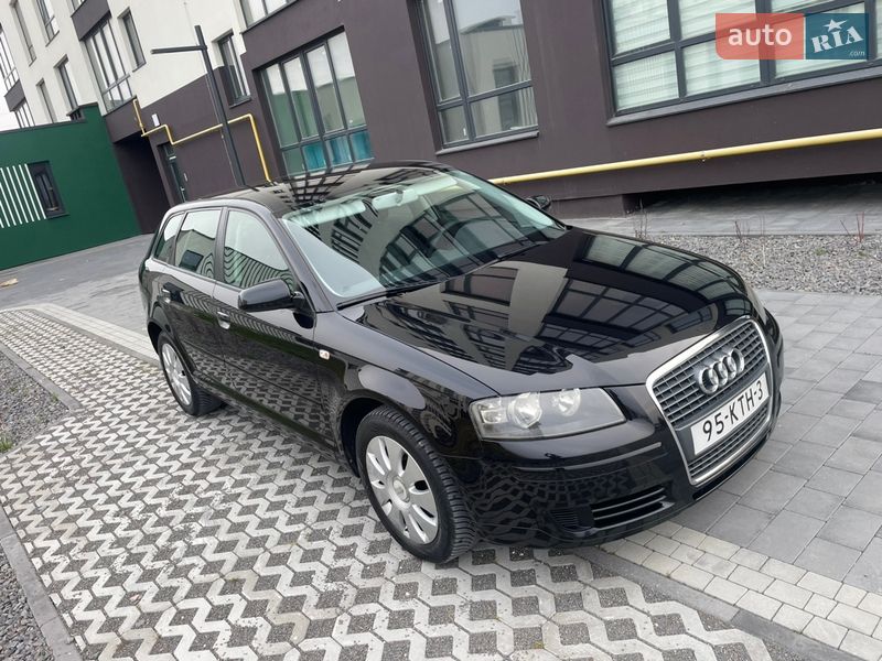 Хэтчбек Audi A3 Sportback 2006 в Городке