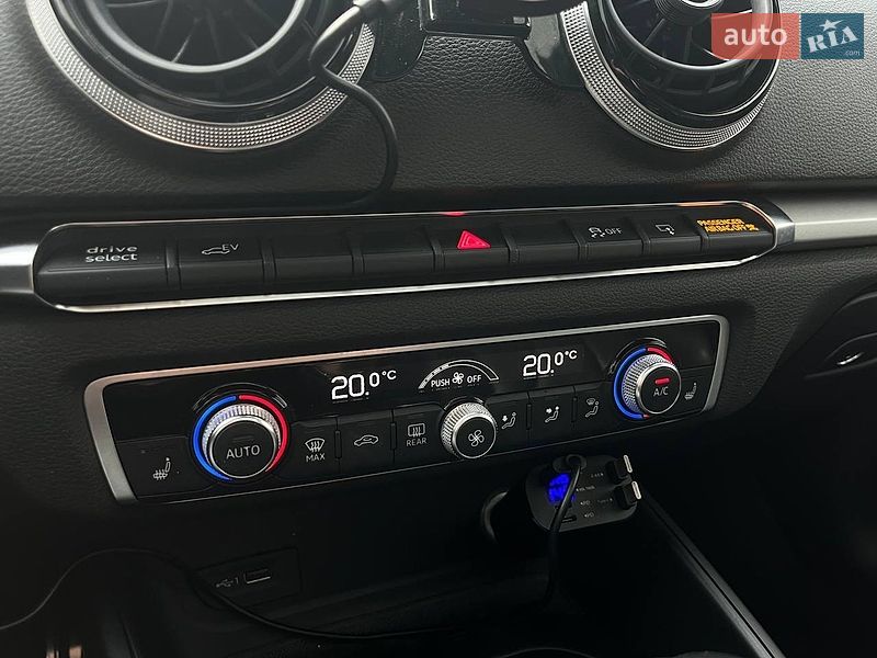 Хэтчбек Audi A3 Sportback 2016 в Киеве