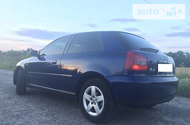 Хэтчбек Audi A3 2000 в Киеве