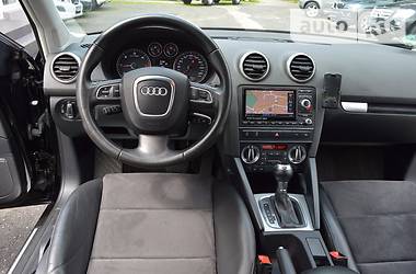 Хэтчбек Audi A3 2010 в 