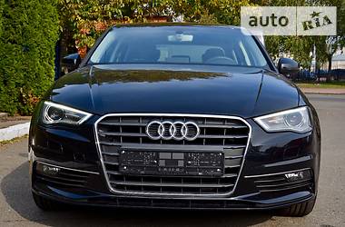 Седан Audi A3 2015 в Киеве