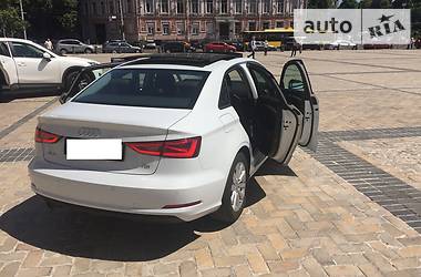 Седан Audi A3 2015 в Киеве