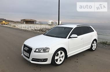 Хетчбек Audi A3 2012 в 