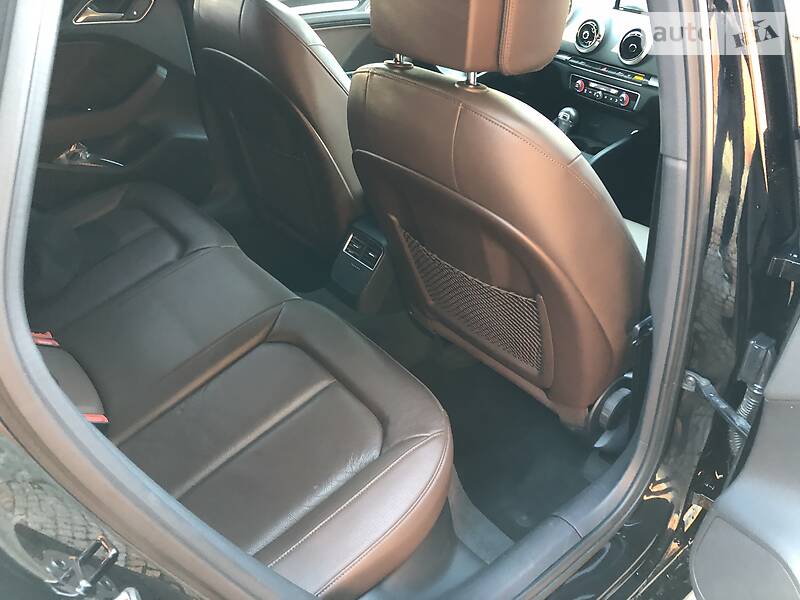 Седан Audi A3 2017 в Харькове