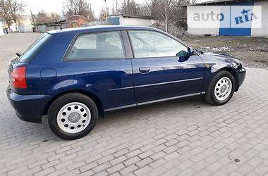 Купе Audi A3 2000 в 
