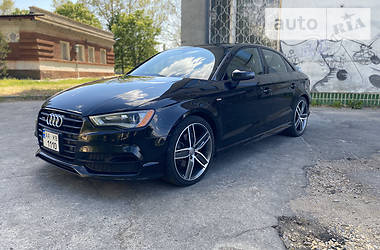 Седан Audi A3 2016 в 