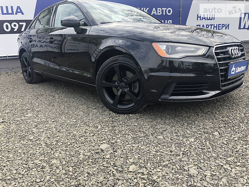 Седан Audi A3 2015 в Луцьку