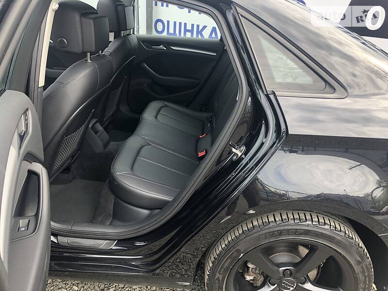 Седан Audi A3 2015 в Луцьку
