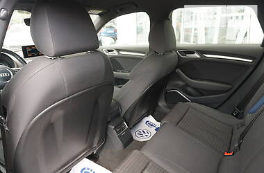 Хэтчбек Audi A3 2016 в 