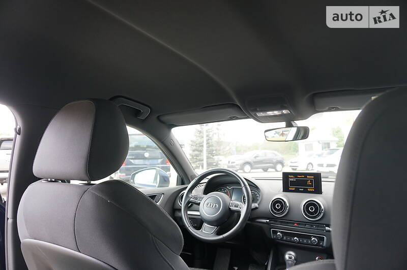 Хетчбек Audi A3 2016 в Чернівцях
