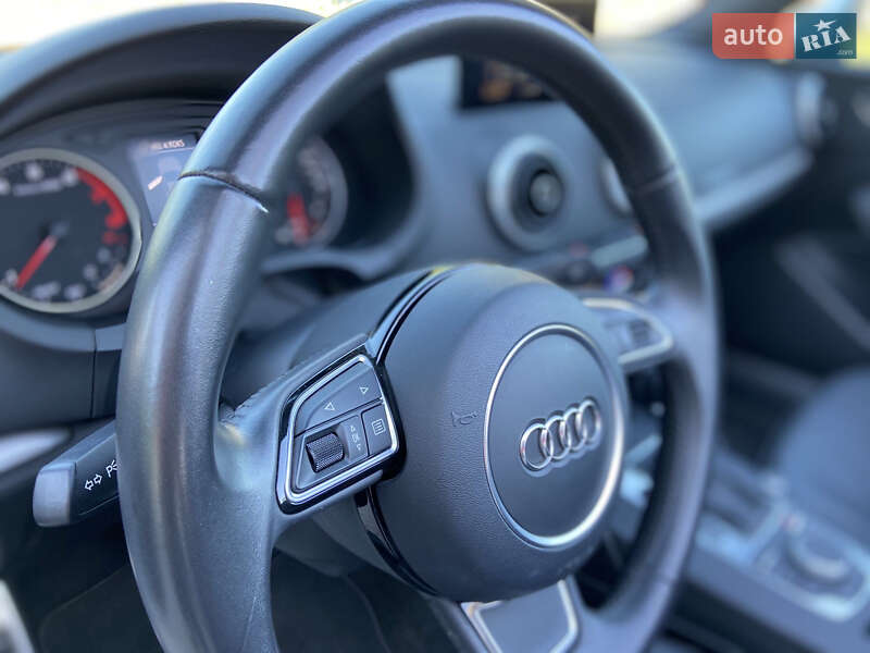 Кабриолет Audi A3 2016 в Черкассах