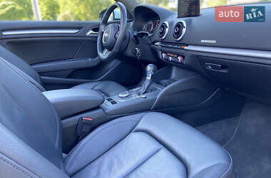 Кабриолет Audi A3 2016 в 