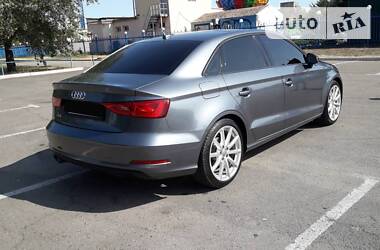 Седан Audi A3 2015 в Мариуполе