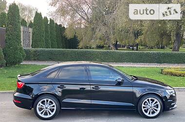 Седан Audi A3 2016 в 
